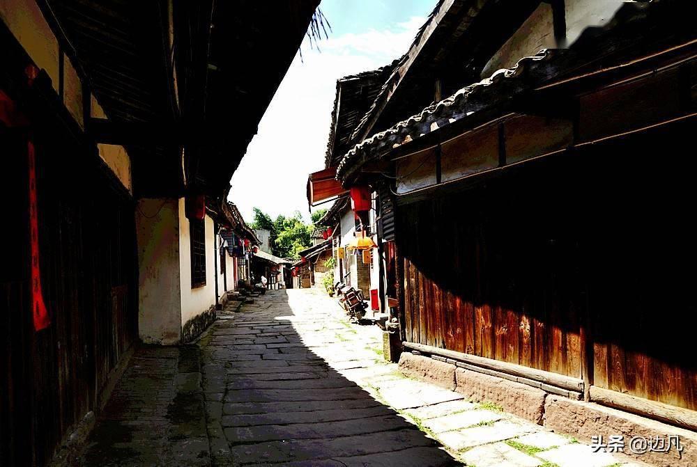 厚德载物什么意思 探究传统文化中的“厚德载物”精神？游戏画面